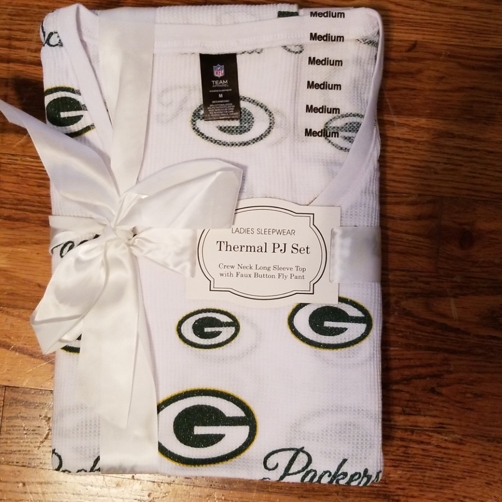 Green Bay Packers Ladies PJ Set NWT